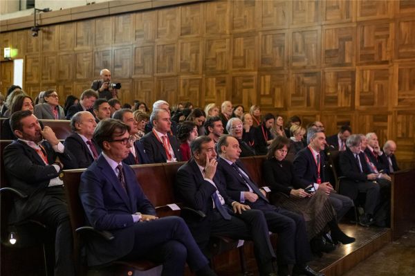 第59届米兰国际家具展新闻发布会:设计优雅加入宣言