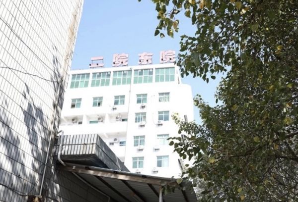 随着疫情防控工作的深度开展，全国多个地方定点防疫医院开始建设。安华<a target=