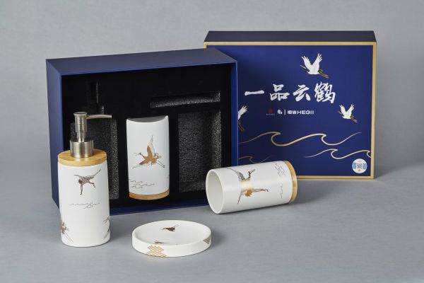 一品云鹤<a target=