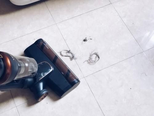 生活就得简单着来:莱克立式多功能无线吸尘器轻松搞定家务