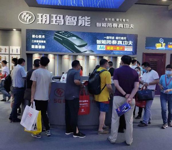 还担心智能门锁安全吗?这款智能锁“被盗一赔十”