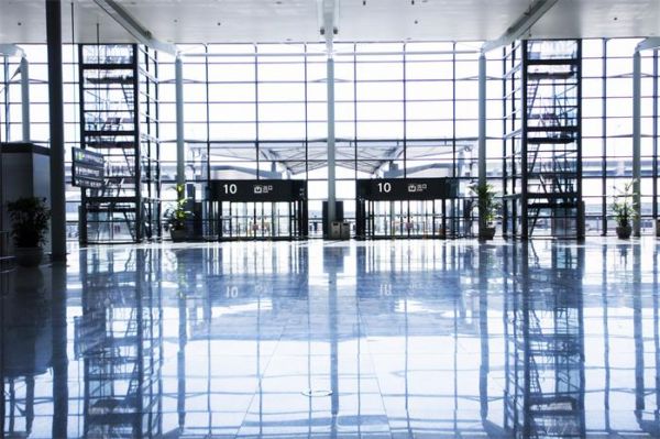 摄图网_500138501_banner_机场大厅的建筑设计(企业商用).jpg