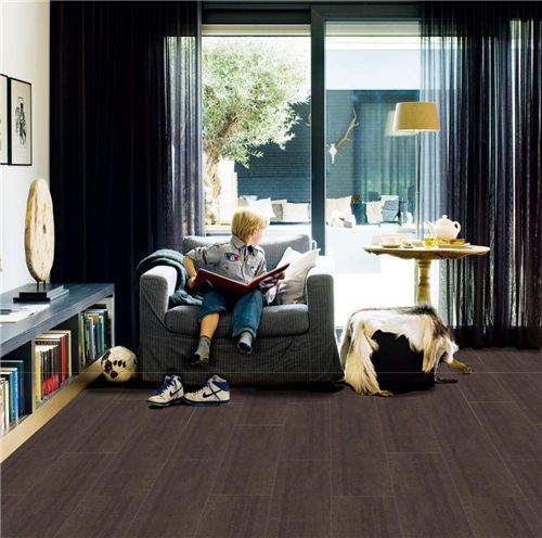 DFS18102<a target=
