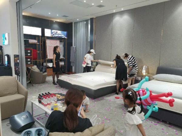 智惠生活,慕名而至 ——西安金地广场新店开业