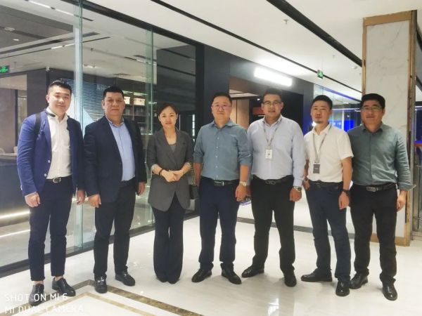 全国工商联执行秘书长李国华一行莅临箭牌家居定制,助力未来新发展!