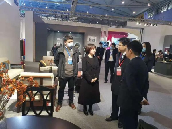 掌上明珠亮相四川省工业消费品大型专业展会,传递品牌之美