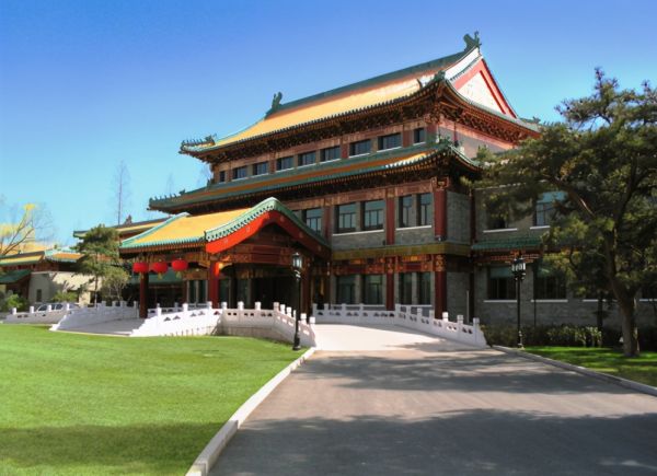 德爱威外墙漆:京城的色彩语言 离不开这抹红