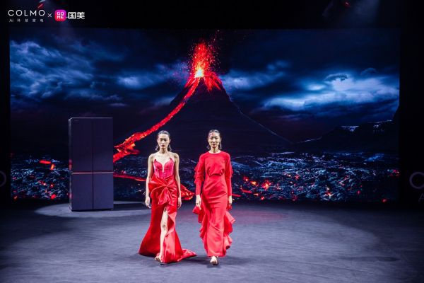 COLMO冰箱跨界时尚圈,率先抢占高定家居美学的行业占位