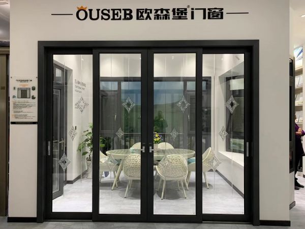 别墅生活方式,从庭院开始丨欧森堡门窗高品质,好品牌
