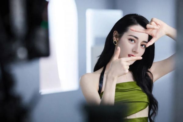 冠珠瓷砖×迪丽热巴TVC刷屏!开启你对美好人居生活的热爱!