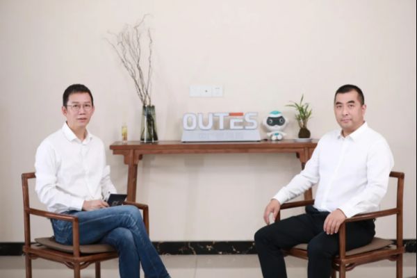 2.吴晓波:我看到了一个长跑型的企业1077.png