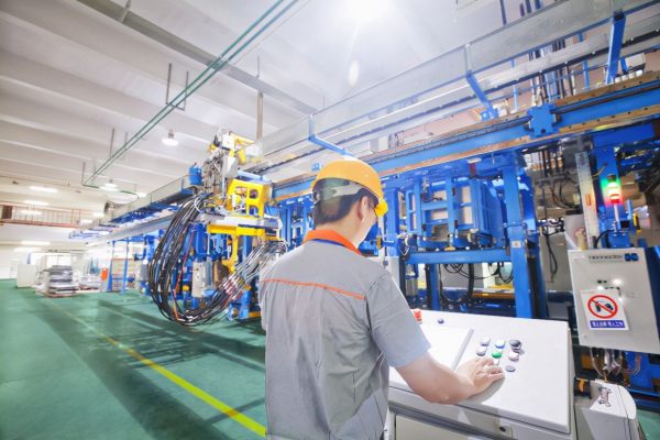 蝉联中国冰箱出口冠军13年!奥马冰箱2021年出口量破千万