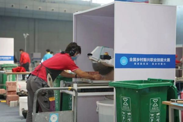 18.【0412新闻稿】《立邦中国2021企业社会责任报告》发布,以多维责任担当实现社会可持续双碳战略目标1479.png