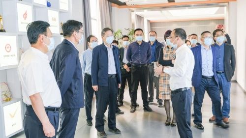 科恩电器|绍兴市政协及经济界领导来嵊调研,重点考察这家企业