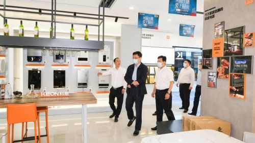 科恩电器|绍兴市政协及经济界领导来嵊调研,重点考察这家企业