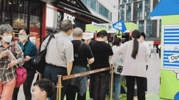 完美收官丨仲夏五月,全城掀起“弘色风暴”