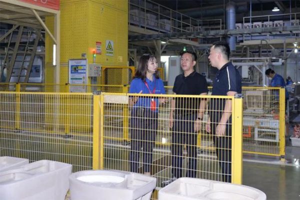 深圳朗生整装科技有限公司副董事长王斌一行到访惠达<a target=