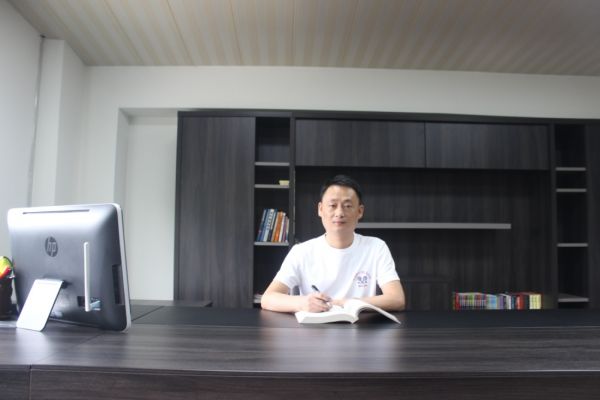 金强涂料高建锋:以“新“为剑 服务为先