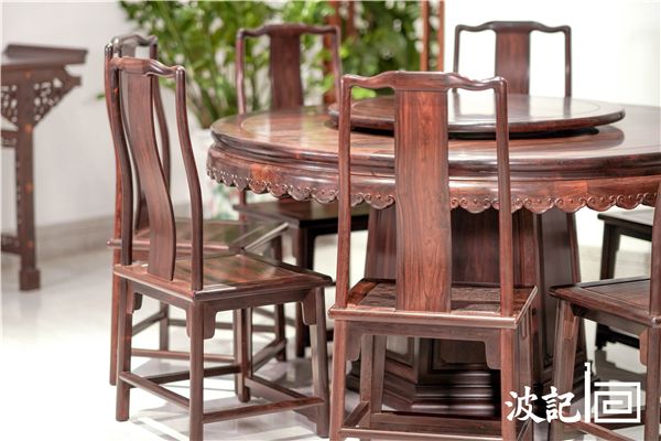 波记小叶紫檀明式圆台,饱含团圆之意