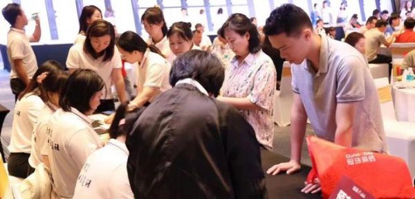 2023冠珠瓷砖新品合作推介会(江门站)成功签约40+装饰企业、现场收定近60W+