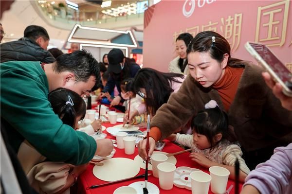 梦回唐潮，国风养生。奥佳华×唐妞驾到主题品牌展，曲江金地精彩上演！