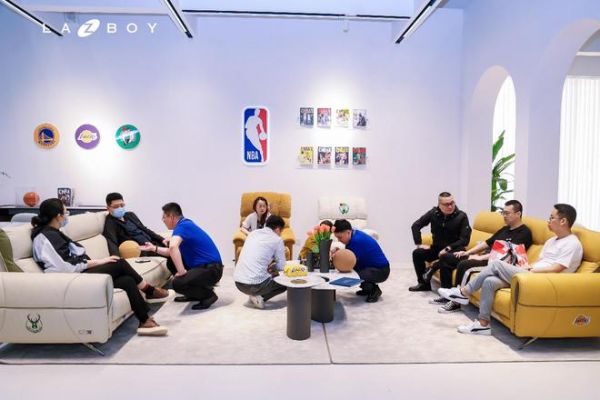 2024深圳国际家具展盛大启幕,LAZBOY掀起舒适新浪潮