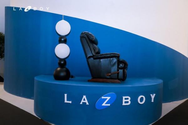 2024深圳国际家具展盛大启幕,LAZBOY掀起舒适新浪潮