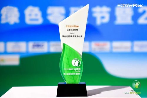 再添行业重奖!三雄极光不负期待