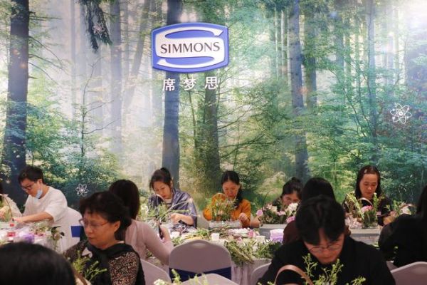 Simmons®席梦思BackCare®护脊床垫系列,疗愈身心,承托好梦