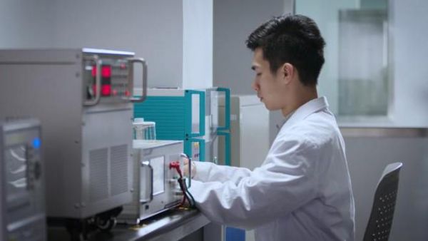 小熊电器：一时红是运气，一直红拼实力