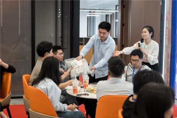 昱见新绿,相约榕“都”丨福州日立中央空调、都都装饰交流分享会