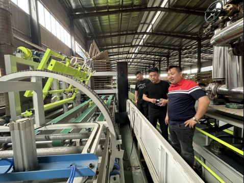 科技改变生活!贵丰机械饰面板智能装备新品发布会盛大举行