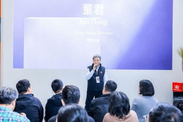 芬琳漆闪耀2024广州设计周:环保色彩,定义未来家居新风尚