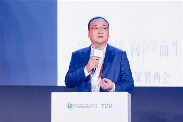 “整装校长”靓家居董事长曾育周:装修看设计,更看技术!