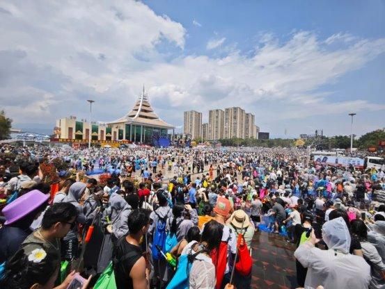 四季沐歌“冰火双城记”,激活文旅经济热效应