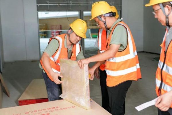 质量安全万里行|高温下的安全守护!兔宝宝难燃板公证检测合肥站,筑牢中科院临床医院“生命防火墙”
