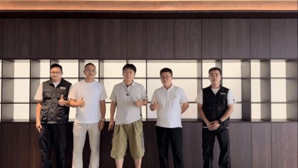 参哥与雅雅互撕事件中,两人竟然对某知名品牌这样评价