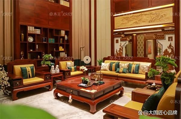 权威发布!中国红木家具十大品牌最新排名,选购必看!