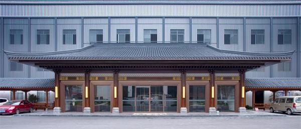 双节狂欢:李忠信红木厂购正酣,畅享艺术之旅新体验